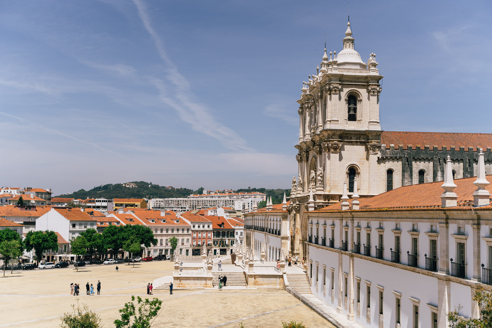 Vista do Mosteiro de Alcobaça ao entardecer
